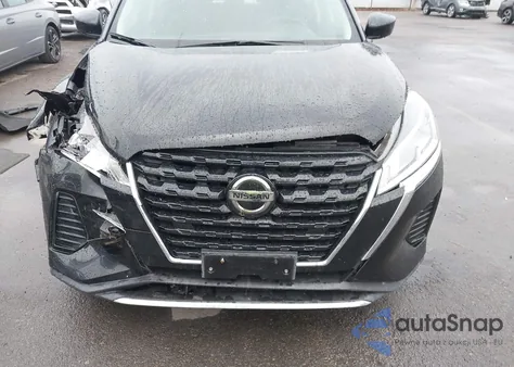 2021 Nissan Kicks Sv Xtronic Cvt z USA, uszkodzony, nr VIN 3N1CP5CV0ML533247